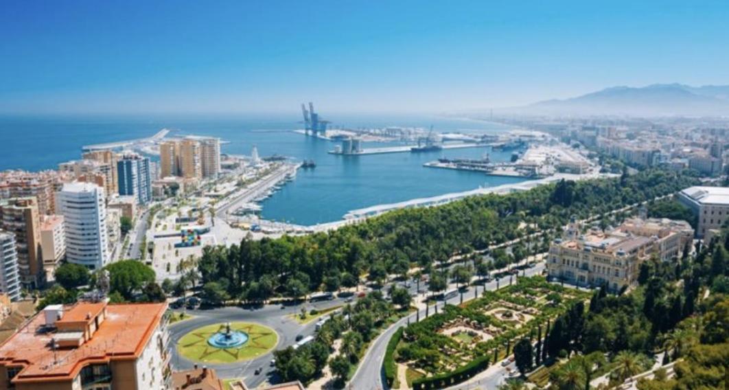 Sky Sea Holidays Malaga Turquesa Eksteriør bilde